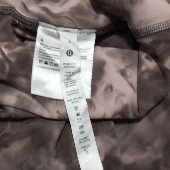 Lululemon🍋 - Picture 3 of 4